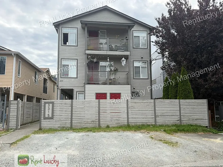 3315 Claremont Ave S — Photo 2
