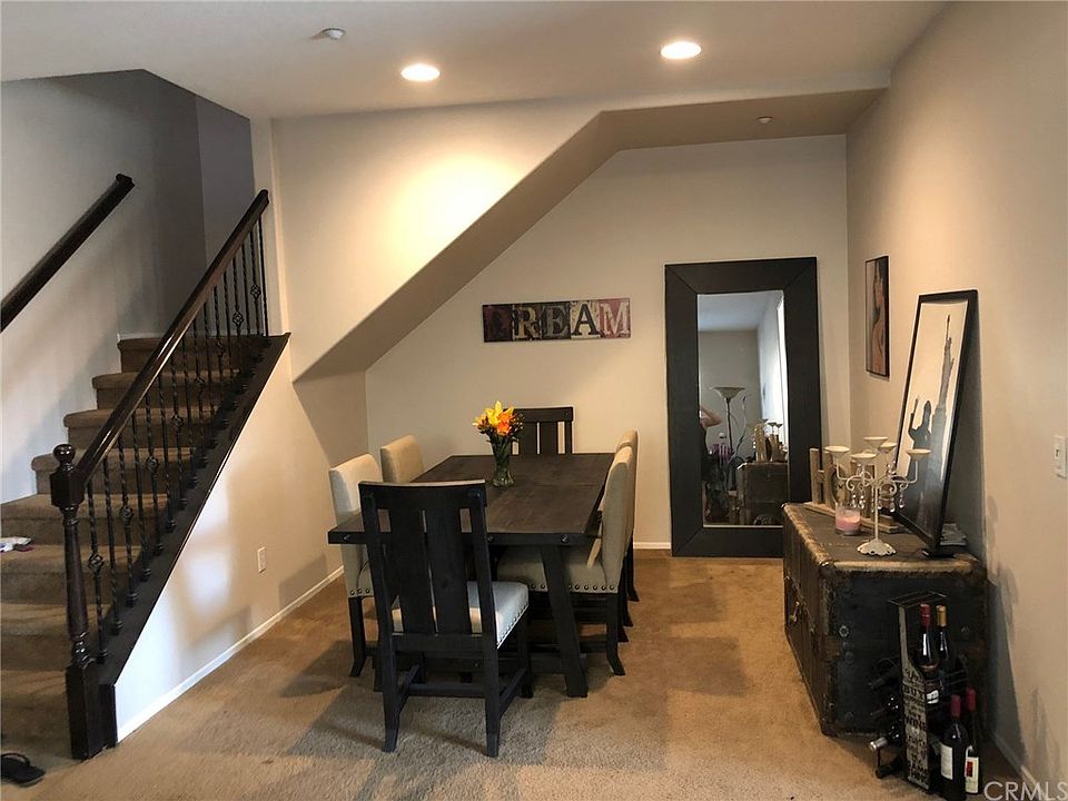 2nd image of 35816 Hazelhurst St Unit 3