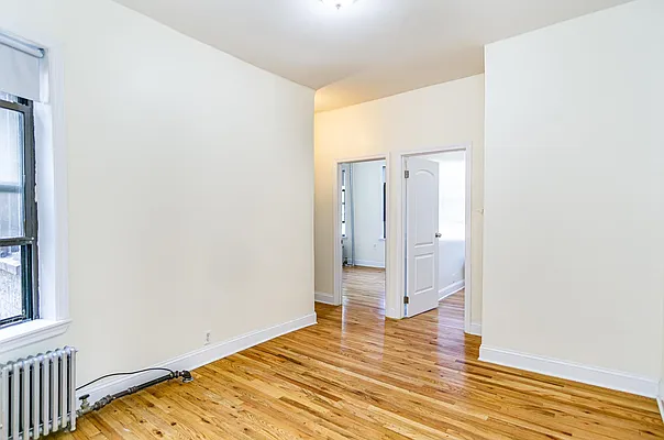 Rented by Century 21 Metropolitan | media 13