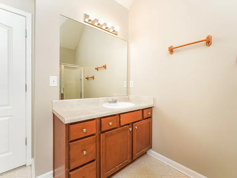 235 Shadowbrooke Cir — Photo 13