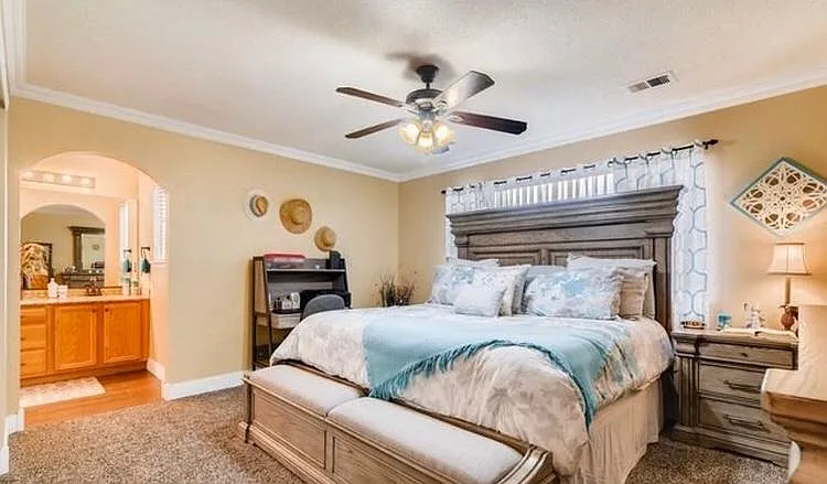 3802 Gardenwall Ct — Photo 7