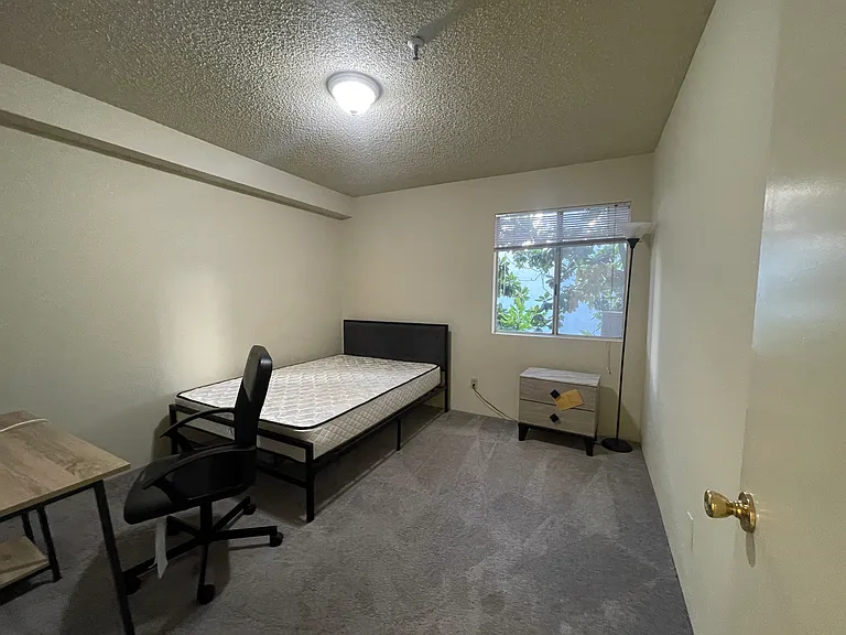 514 Veteran Ave #512 — Photo 2