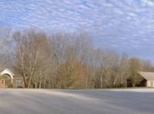 3711 Wooded View Dr, Georgetown, IN 47122