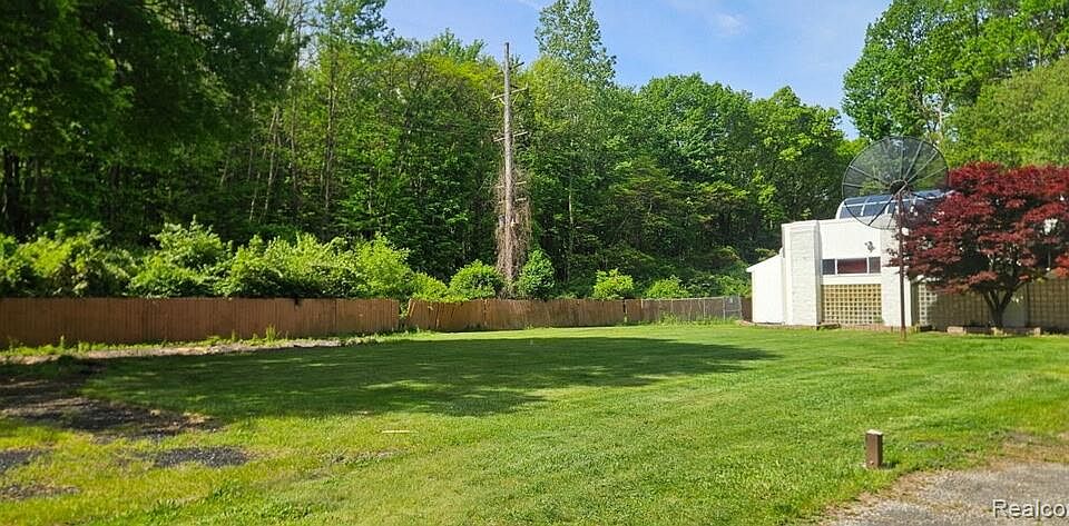 20551 Norwood Dr S, photo 22