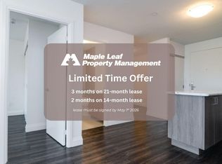 7 Walmer Rd #1DEN, Toronto, ON M5R 2W8