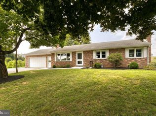 2036 Nicodemus Rd, Westminster, MD 21157