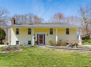 62 Linden Rd, Barrington, RI 02806