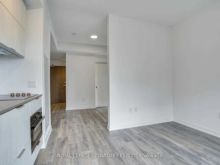 20 Richardson St #1007 — Photo 6