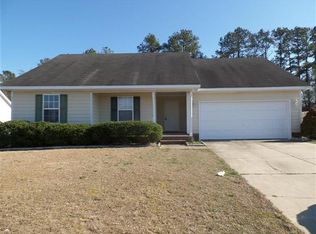 120 Hosta Dr, Raeford, NC 28376