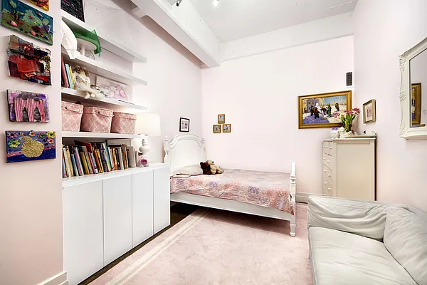 Sold by Compass | media 6