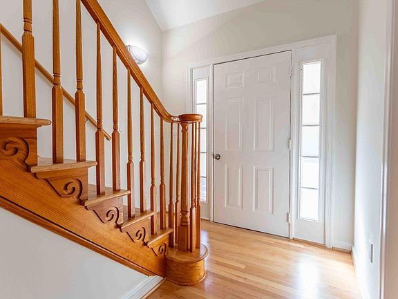 2nd image of 4867 Browns Mill Rd