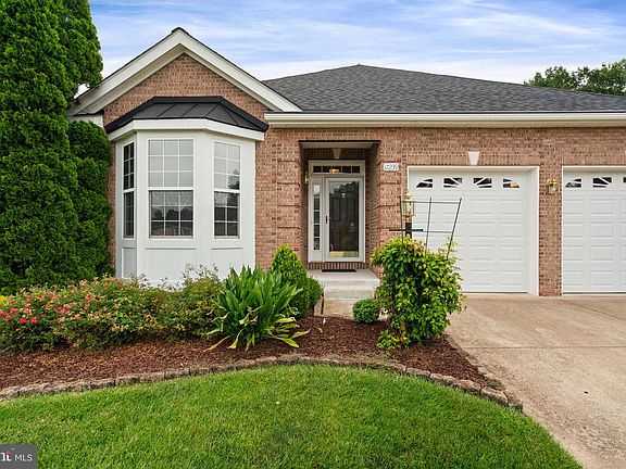 3rd image of 17239 Four Seasons Dr