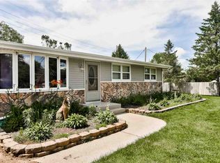 1308 Hope Ct, Machesney Park, IL 61115