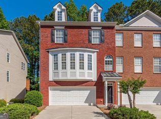 2934 Wintercrest Dr, Dunwoody, GA 30360