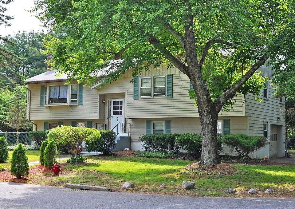 1st image of 14 Azalea Dr