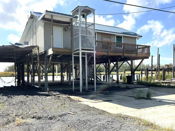 1031 Four Point Rd, Dulac, LA 70353