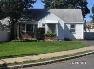 3 Desmond Ter, Salem, MA 01970