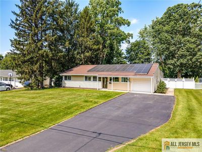 171 Kendall Rd, Kendall Park, NJ, 08824