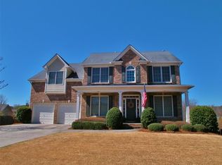 2420 Chandler Grove Dr, Buford, GA 30519