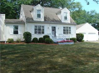 1867 Schoolcraft St, Holt, MI 48842