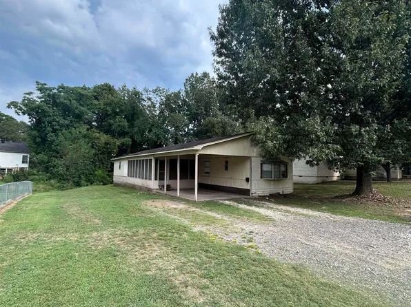 833 Wade St, Arkadelphia, AR 71923