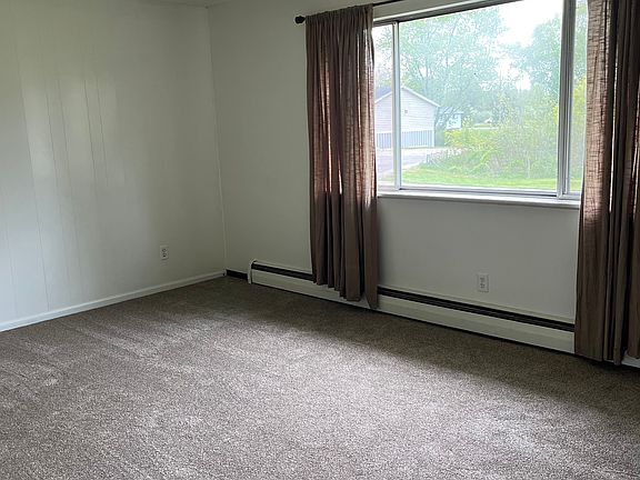 3rd image of 6491 Martinie Dr #3
