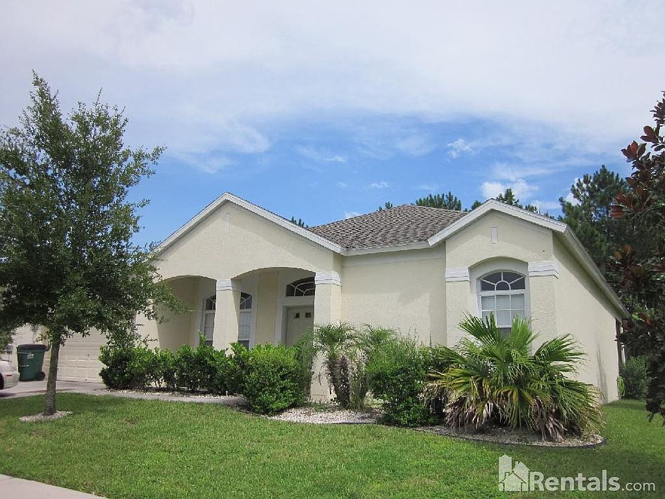 1st image of 7608 Crescent Palm Dr