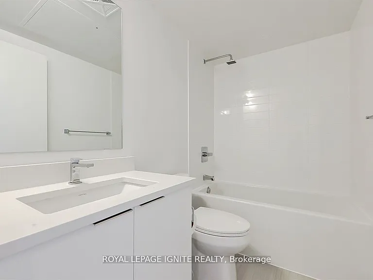 2033 Kennedy Rd #315 — Photo 14