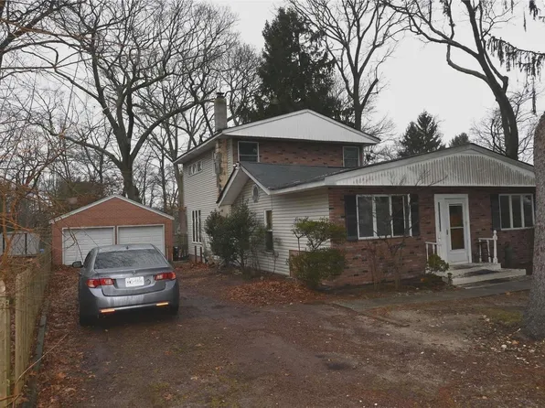 112 Rose Drive, Ronkonkoma, NY 11779