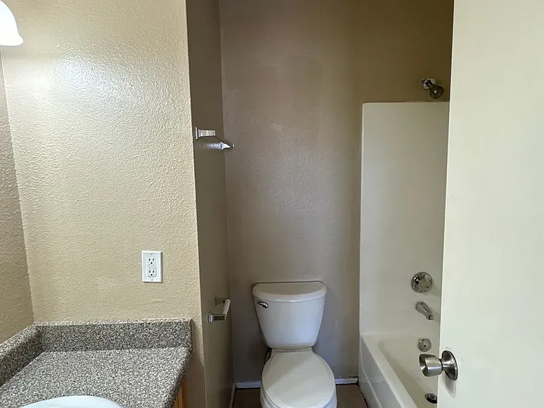 11640 N 51st Ave #245 — Photo 10