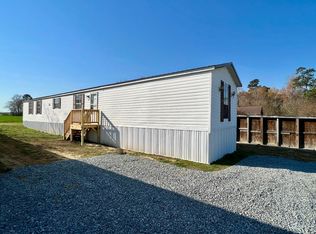 20 Joey Dr, Lillington, NC 27546