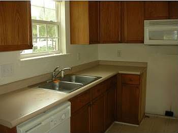 2nd image of 7509 Petrea Ln