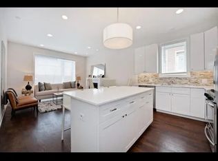 3514 N Sacramento Ave APT 3S, Chicago, IL 60618