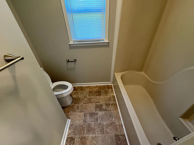 1710 Broadripple Dr — Photo 11