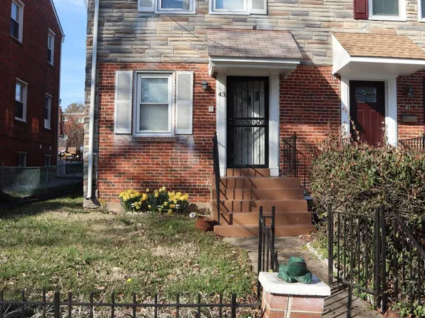 43 Underwood Pl NW, Washington, DC 20012