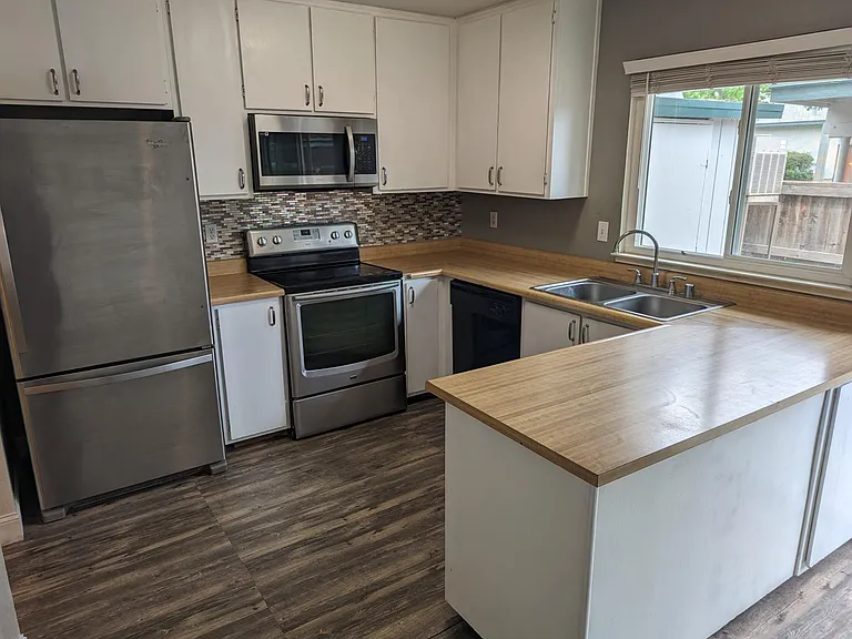 8906 Lanier Way #C — Photo 12