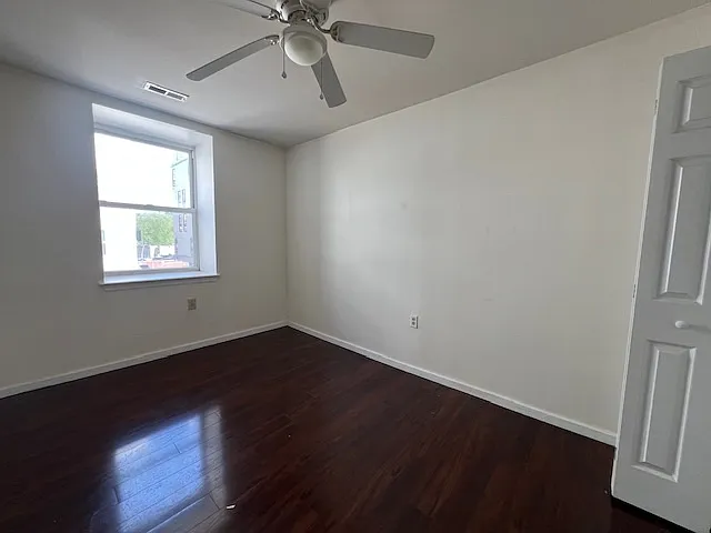 222 N 9th St #2F — Photo 5
