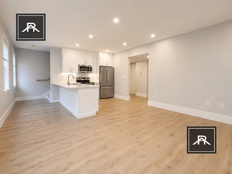 124 Kenrick St #6 — Photo 3