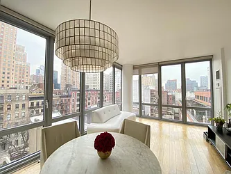 Rented by R New York