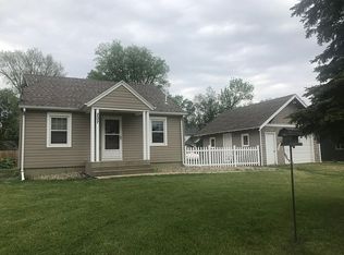 207 1st Ave, Chester, SD 57016