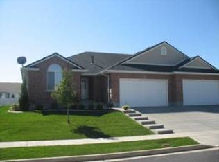 1827 W 1915th Cir S, Syracuse, UT 84075