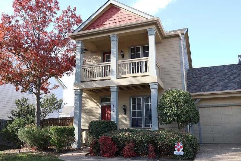 1st image of 802 Chickesaw Ln