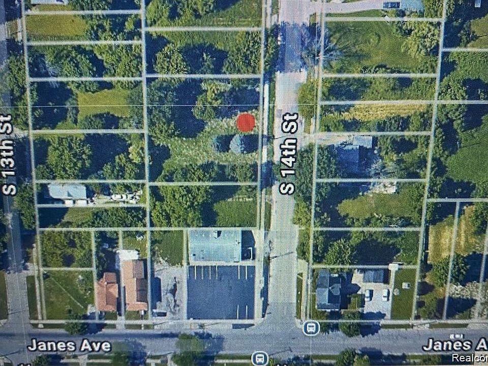 2nd image of 221 S 14th St
