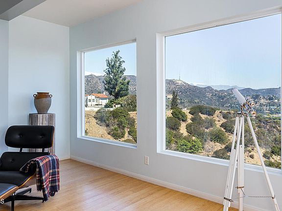 3rd image of 6936 Pacific View Dr