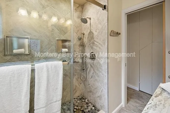 705 Grace St — Photo 12