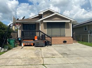 2100 Constantine Dr, Marrero, LA 70072