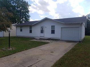 2047 Blue Ridge Dr, Terre Haute, IN 47802