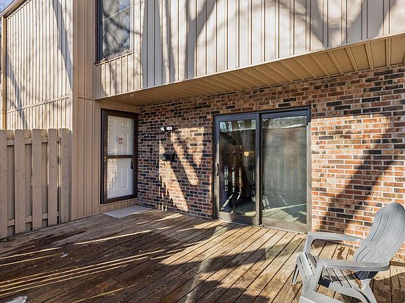 5th image of 2425 Unity Ave N