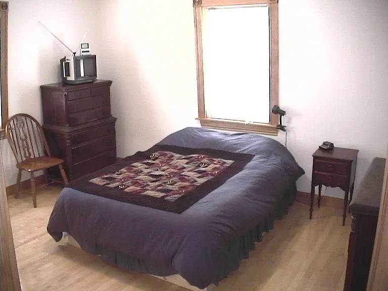 10 Warren St #A — Photo 3