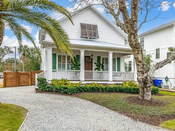 421 Union St, Saint Simons Island, GA 31522
